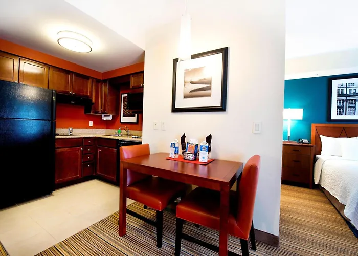 Residence Inn By Marriott Mississauga-Airport Corporate Centre West